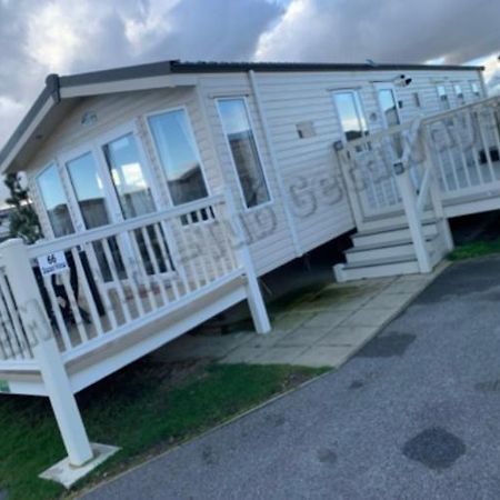 Jems Hot-Tub Getaways 8 Berth At Tattershall Lakes Экстерьер фото