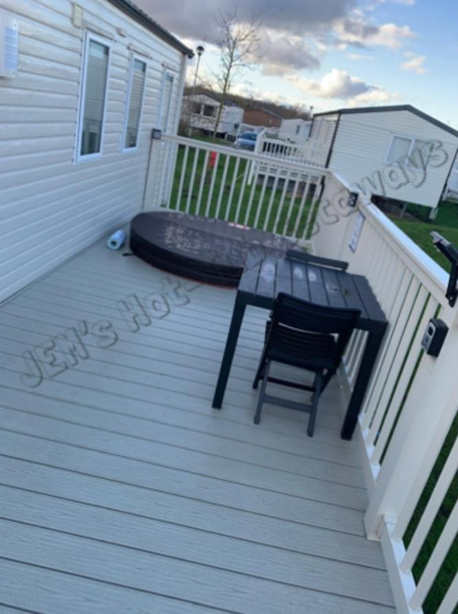 Jems Hot-Tub Getaways 8 Berth At Tattershall Lakes Экстерьер фото